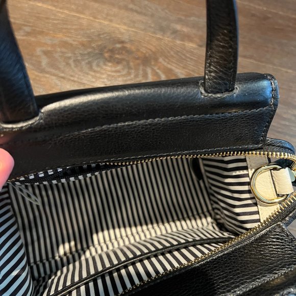 Blue, Black and White Kate Spade purse - Picture 5 of 6